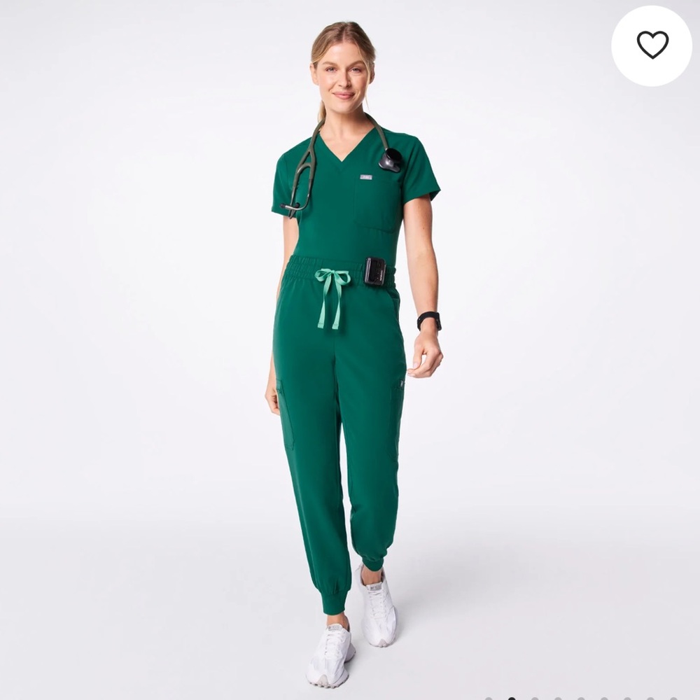 Figs Hunter Green Scrub Set